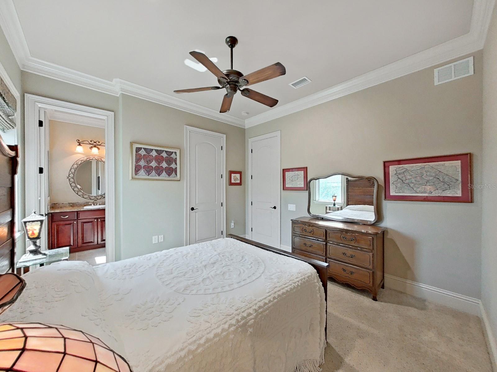 TB8409397 Property Photo