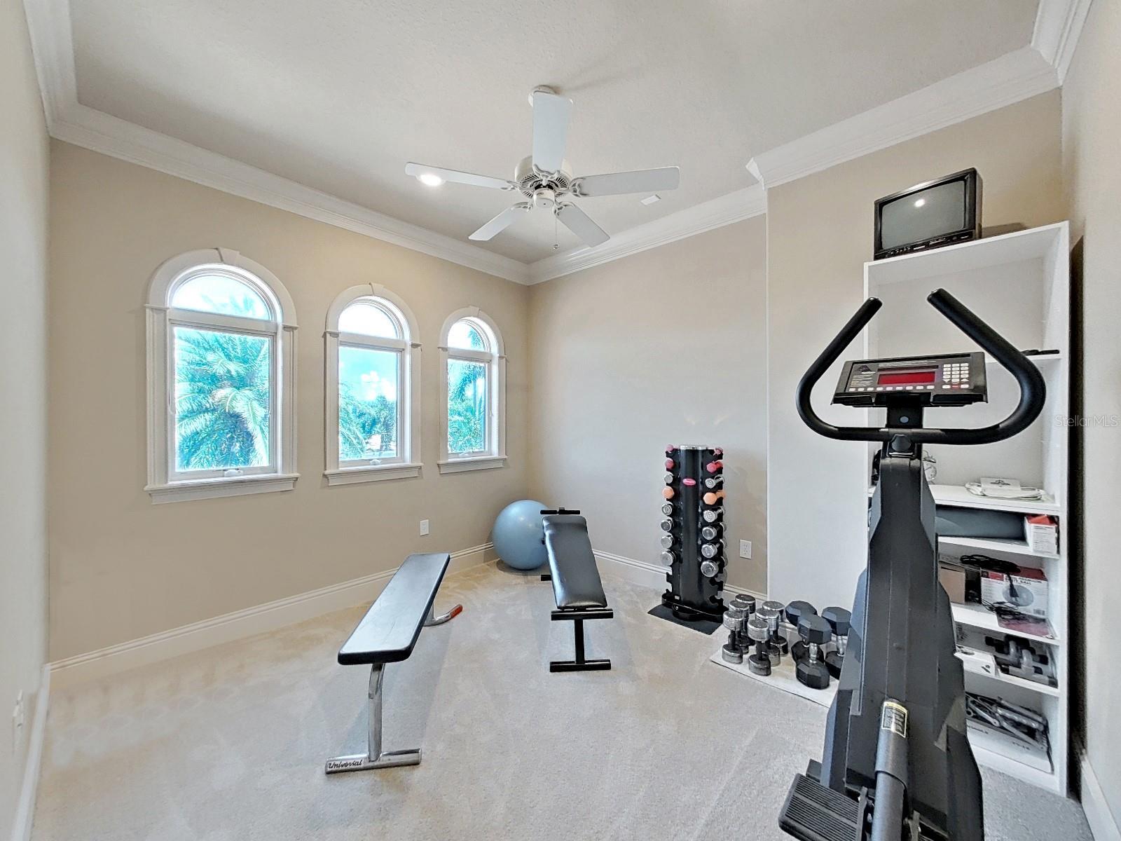 TB8409397 Property Photo