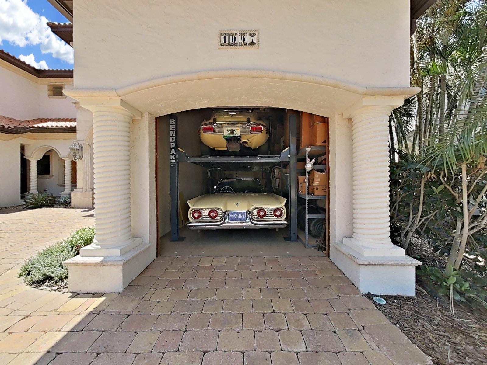 TB8409397 Property Photo