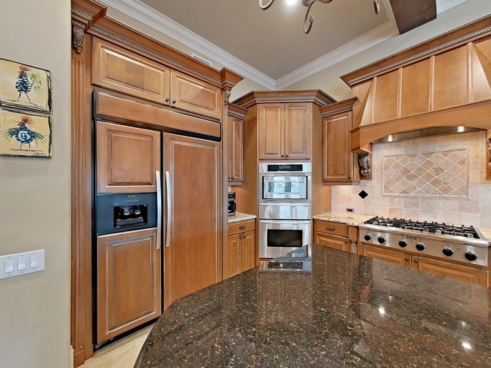 TB8409397 Property Photo