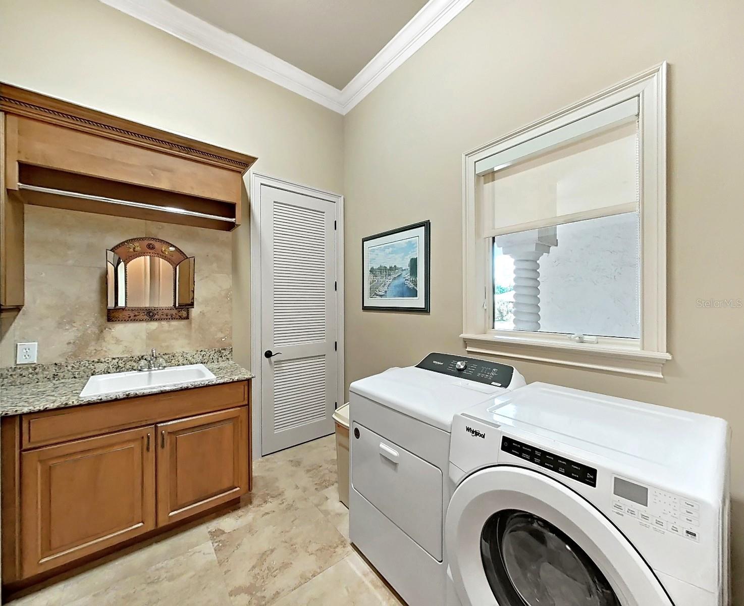 TB8409397 Property Photo