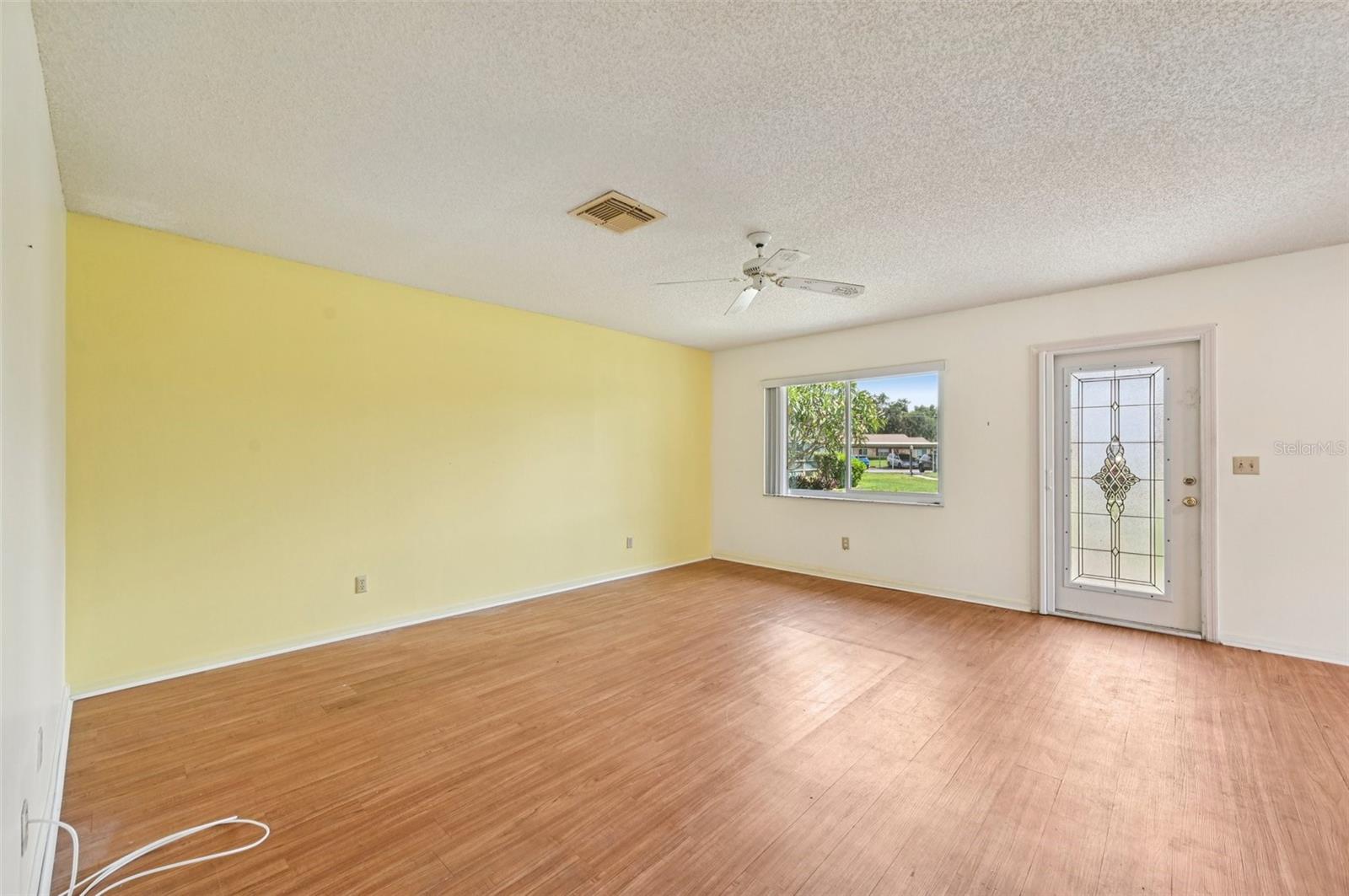 TB8409470 Property Photo