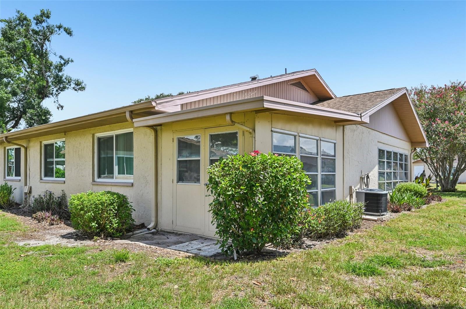 TB8409470 Property Photo