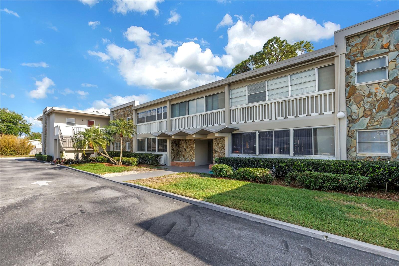 TB8409483 Property Photo