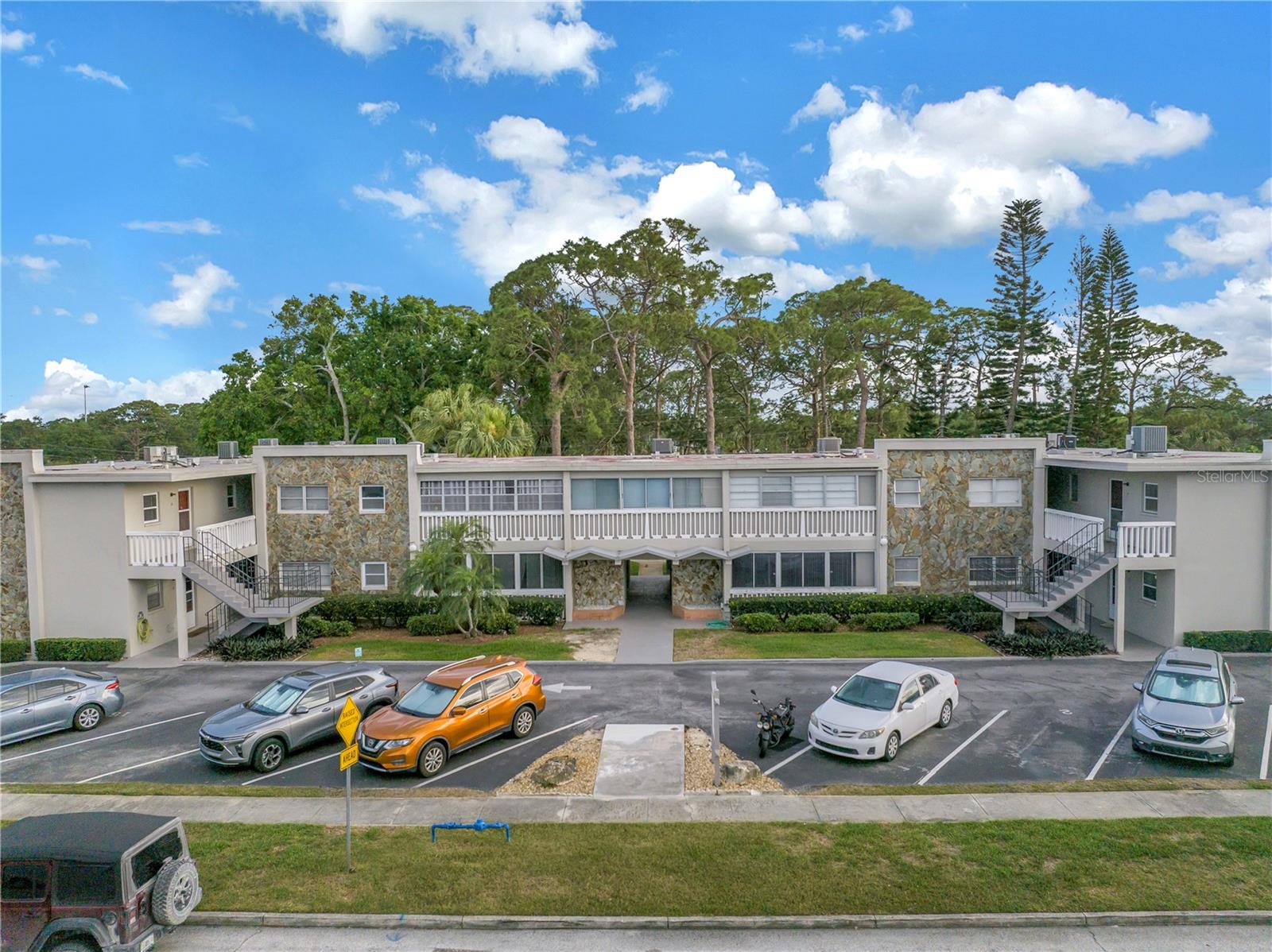 TB8409483 Property Photo