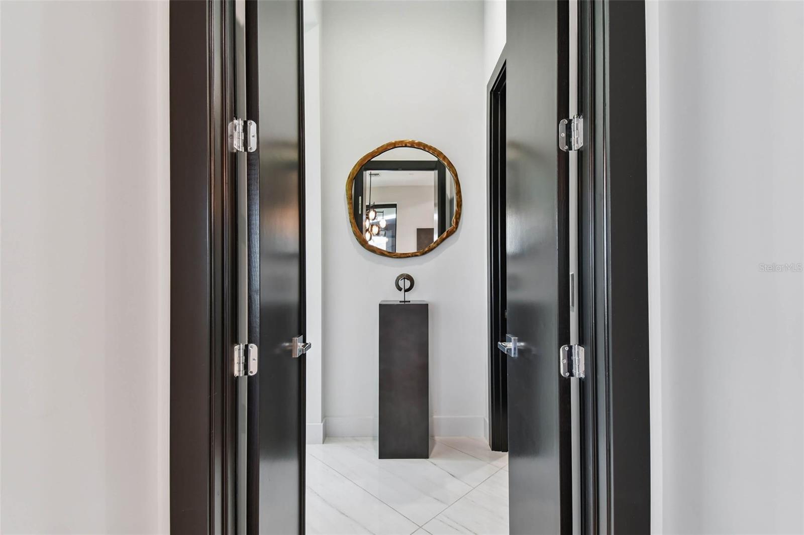 TB8409488 Property Photo