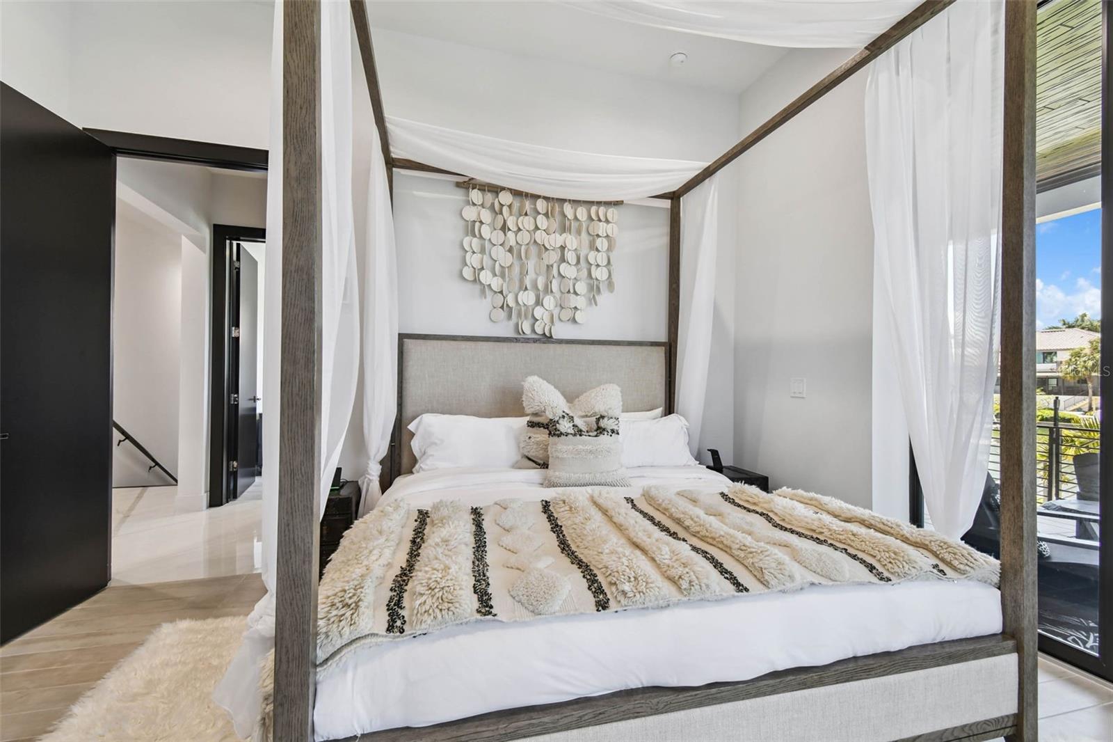 TB8409488 Property Photo