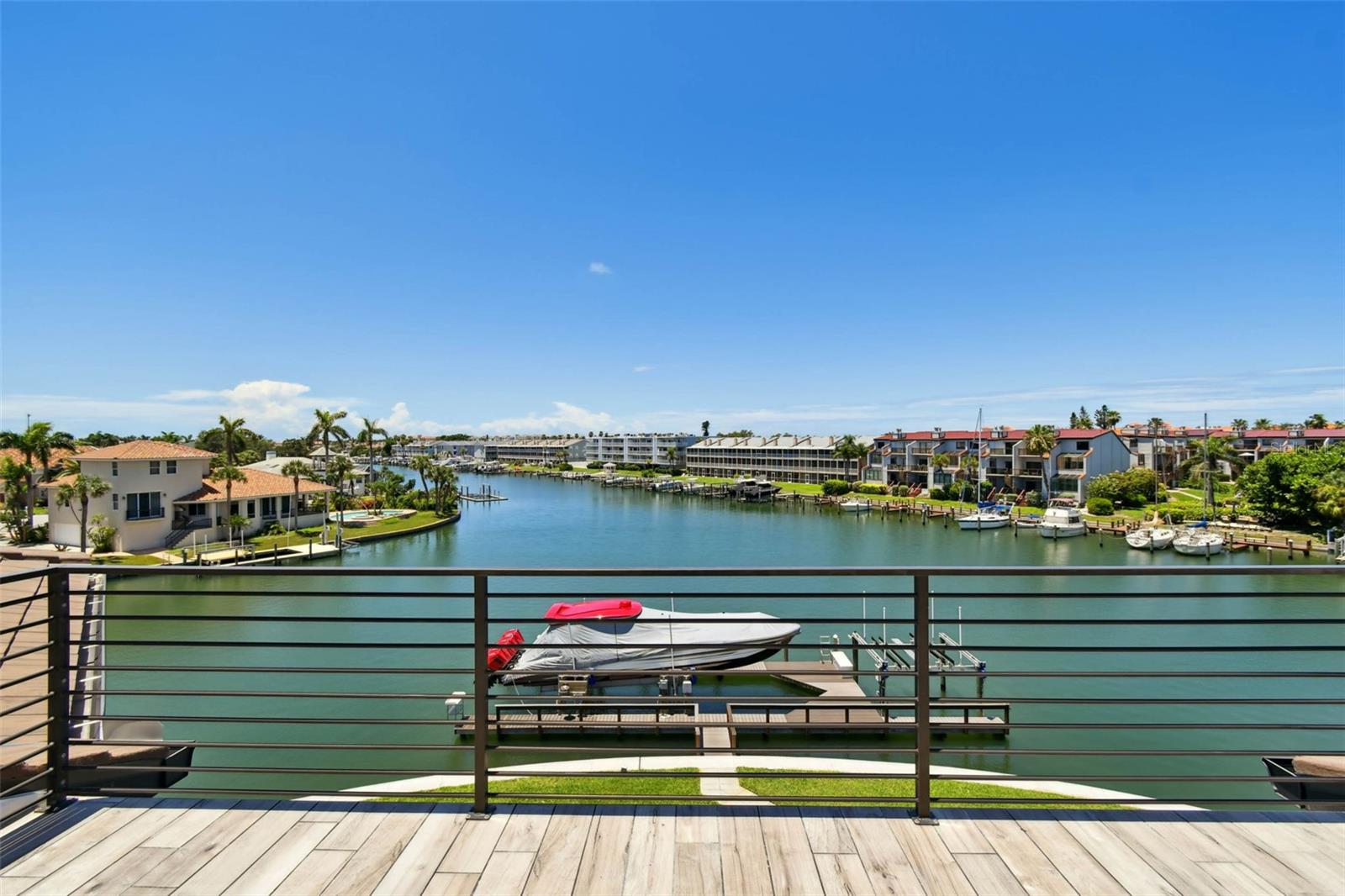 TB8409488 Property Photo