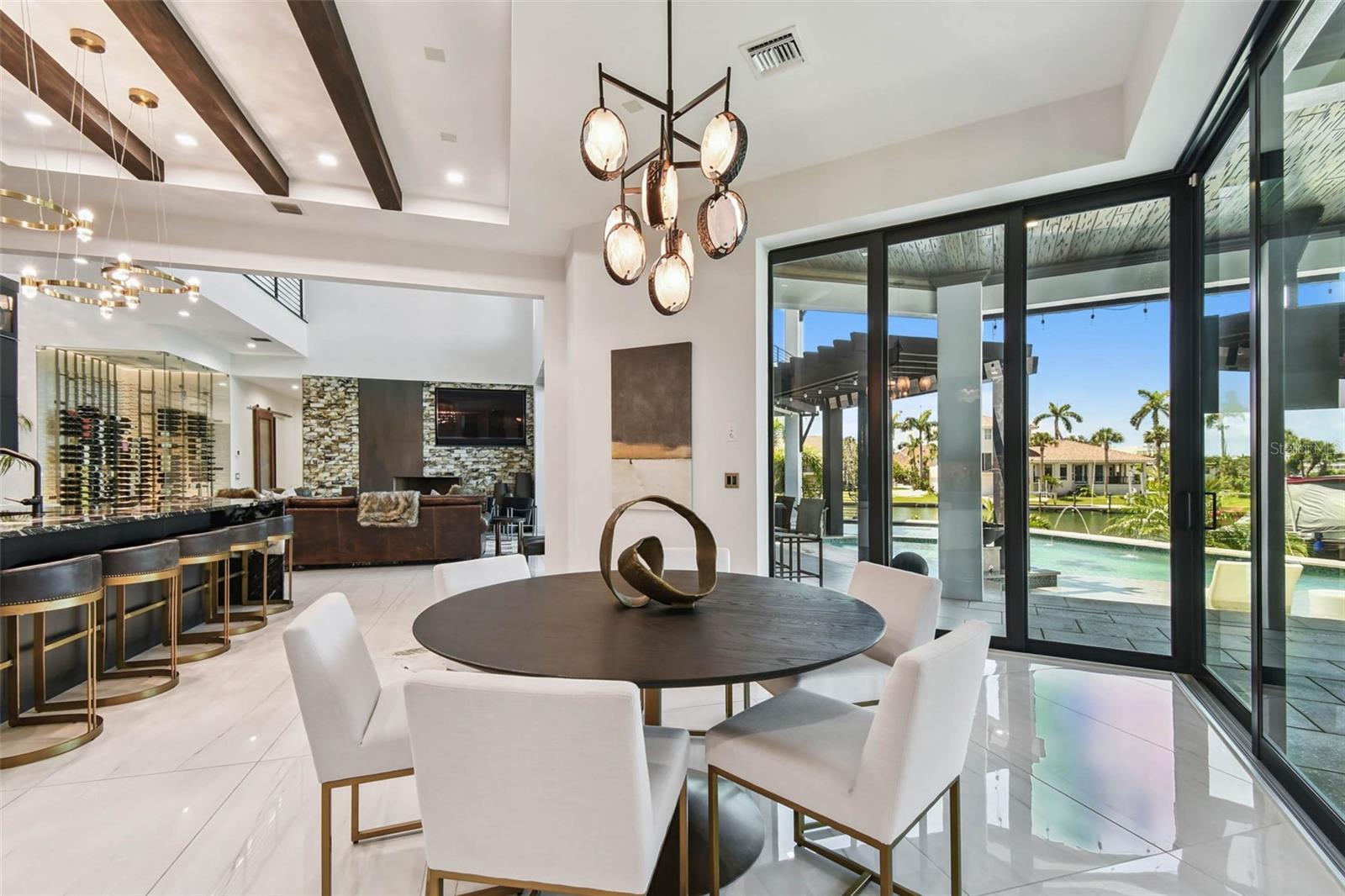 TB8409488 Property Photo