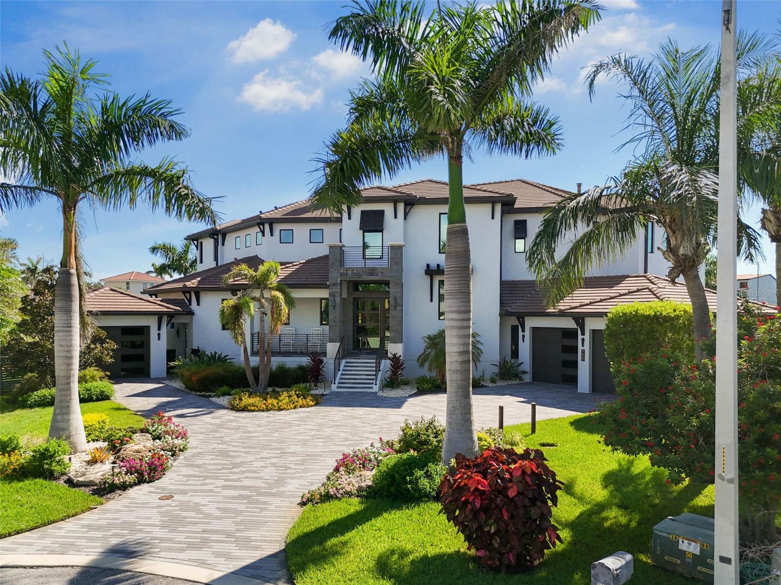 TB8409488 Property Photo