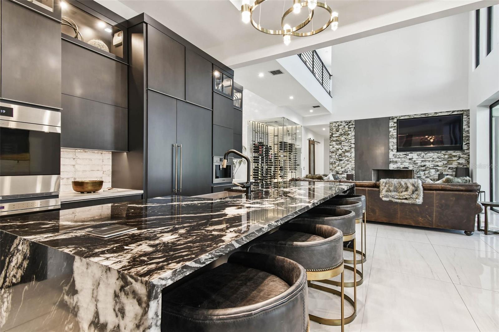 TB8409488 Property Photo