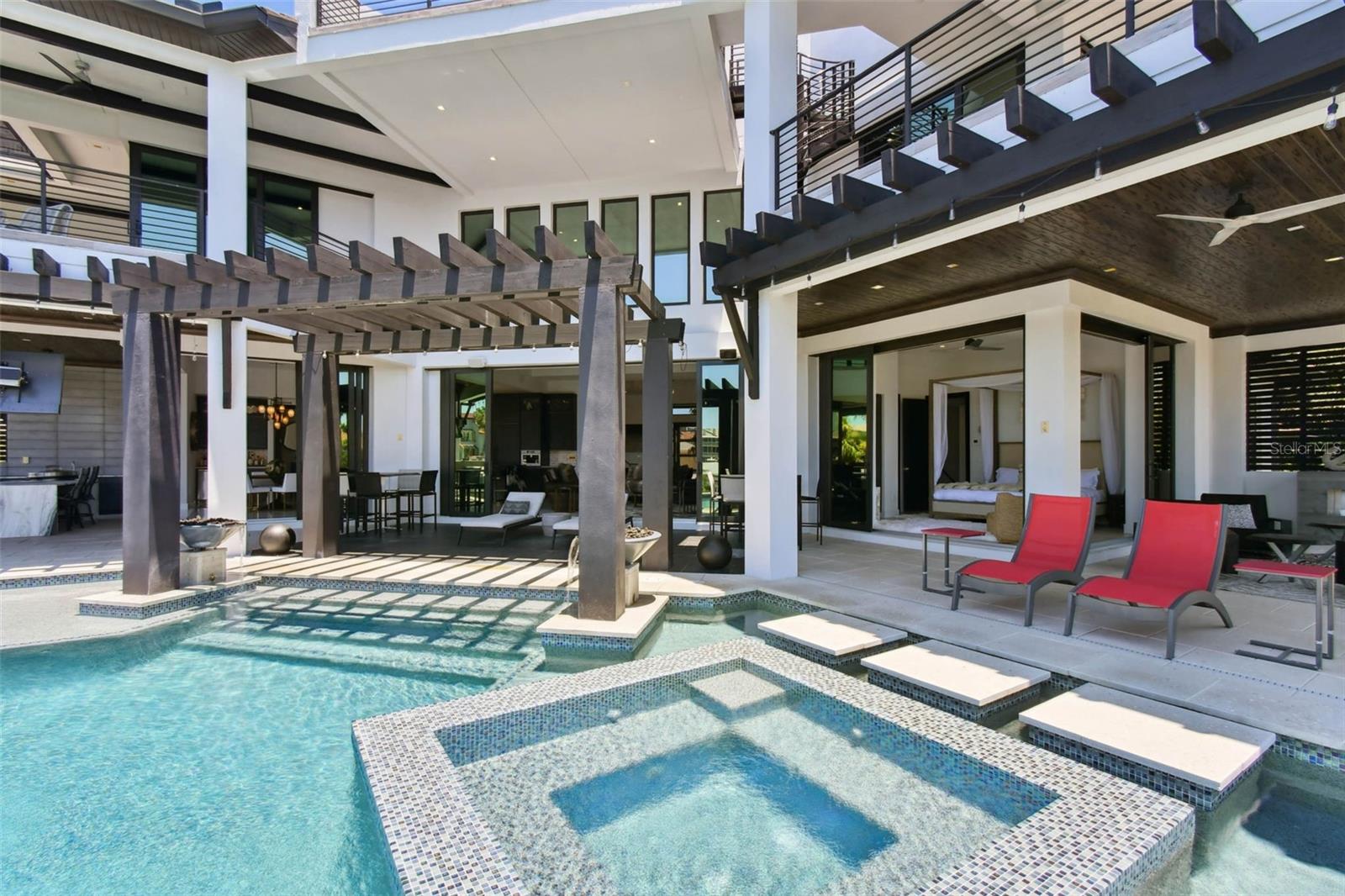 TB8409488 Property Photo