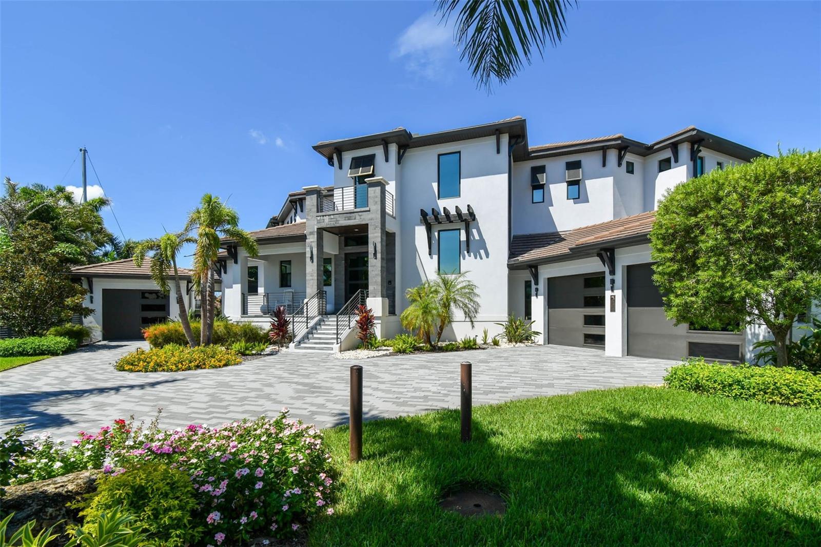 TB8409488 Property Photo