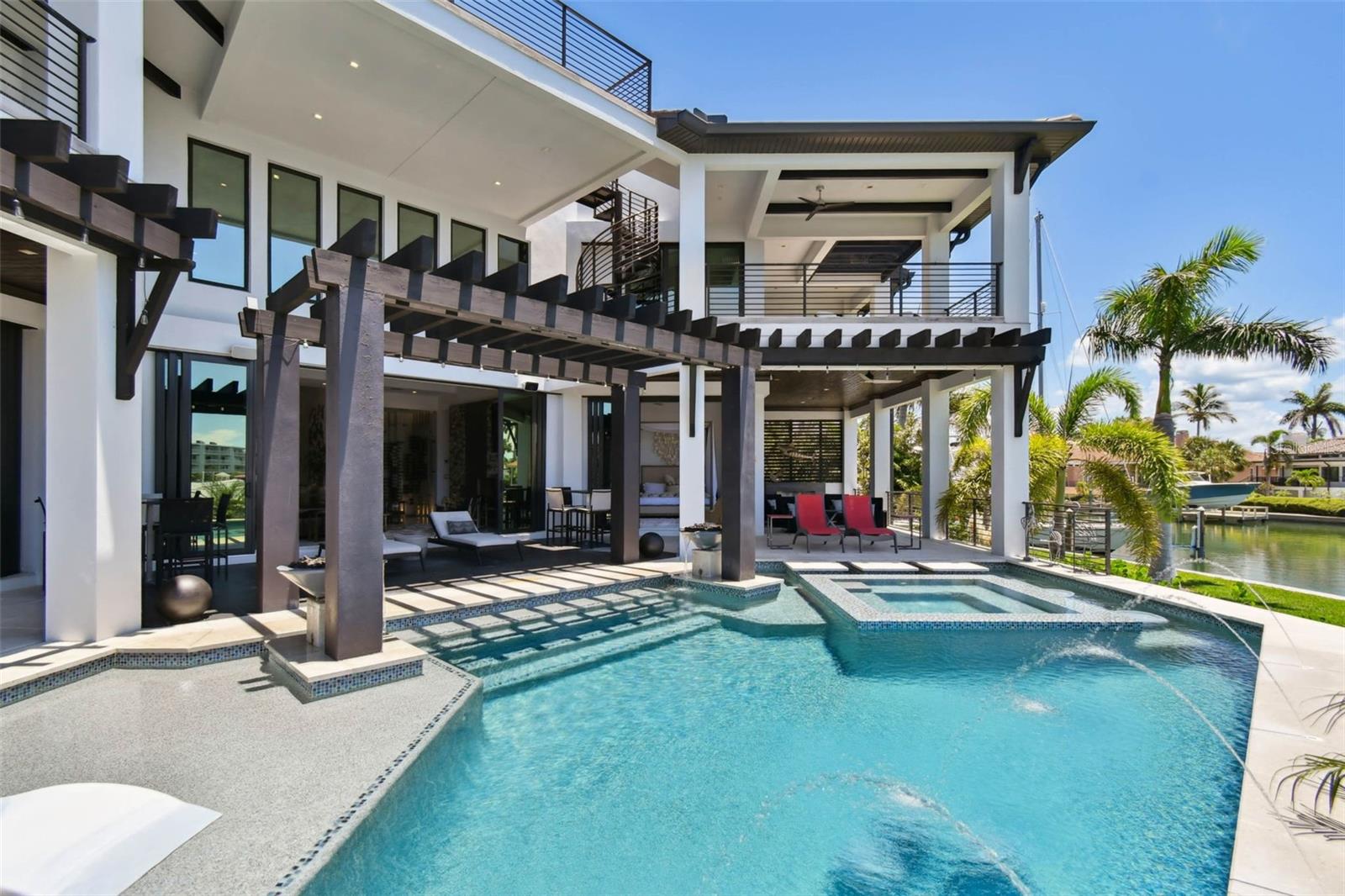 TB8409488 Property Photo