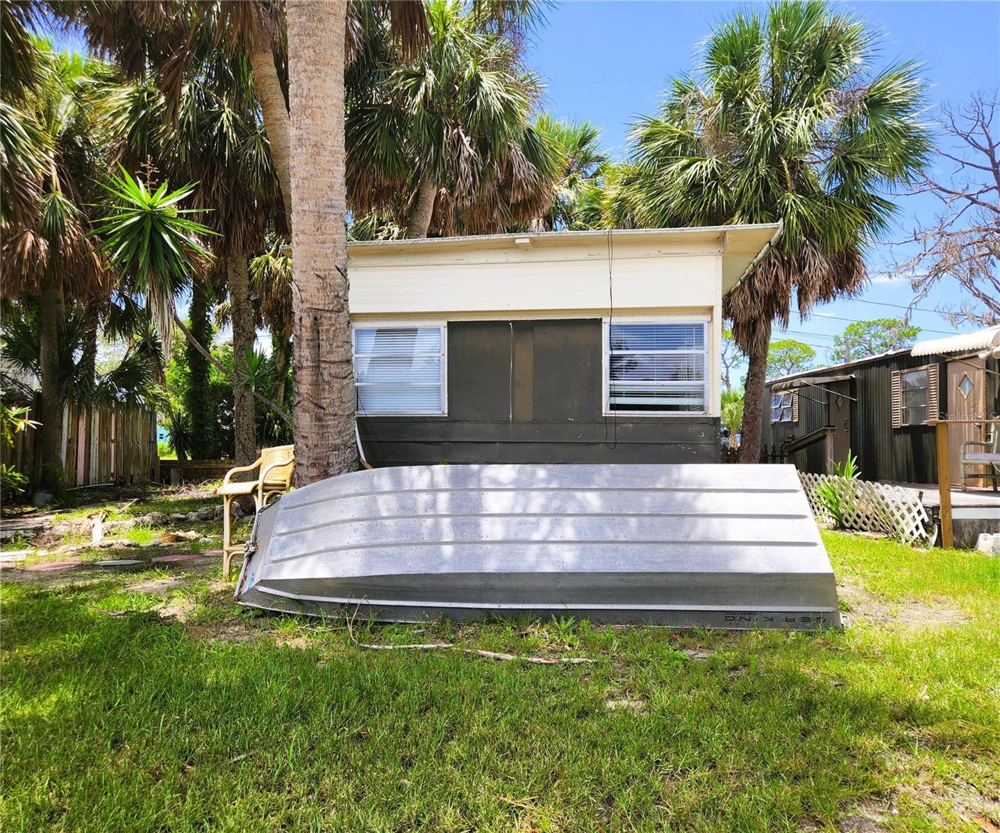 TB8409516 Property Photo