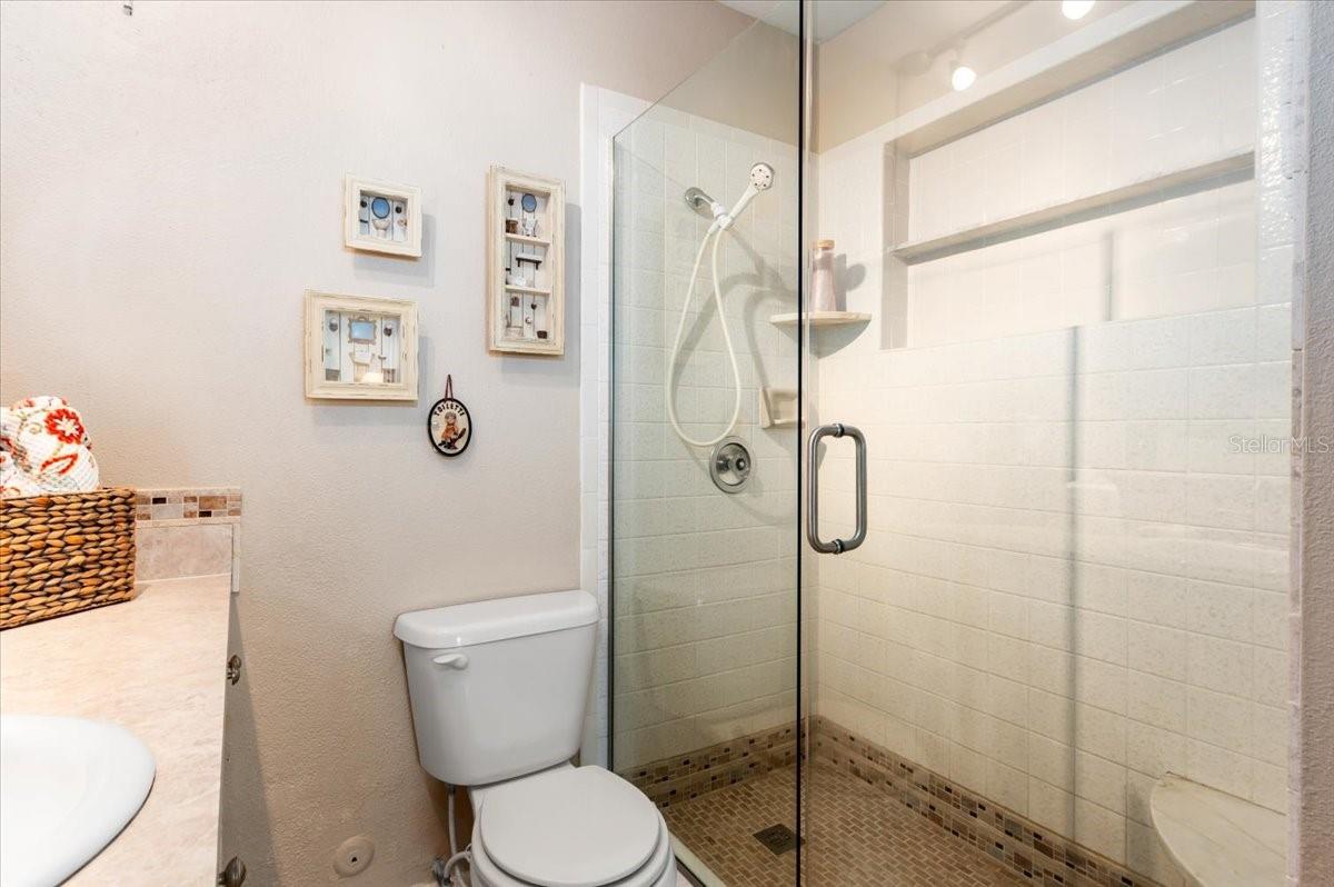 A4659566 Property Photo