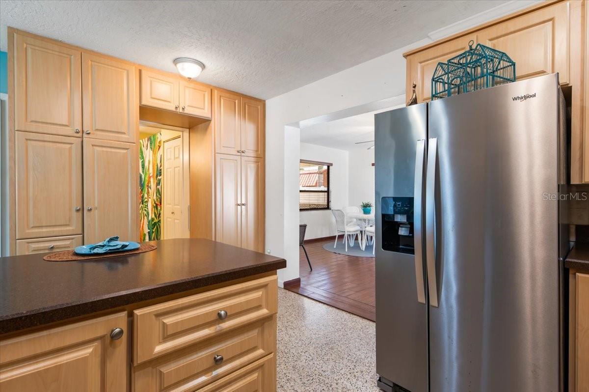 A4659566 Property Photo