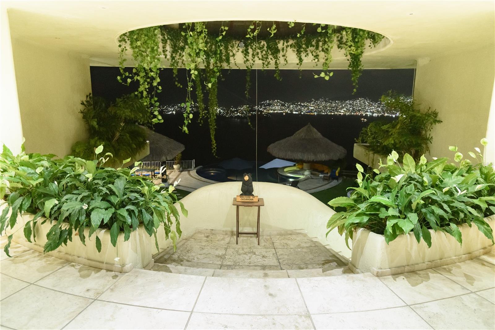 O6329109 Property Photo