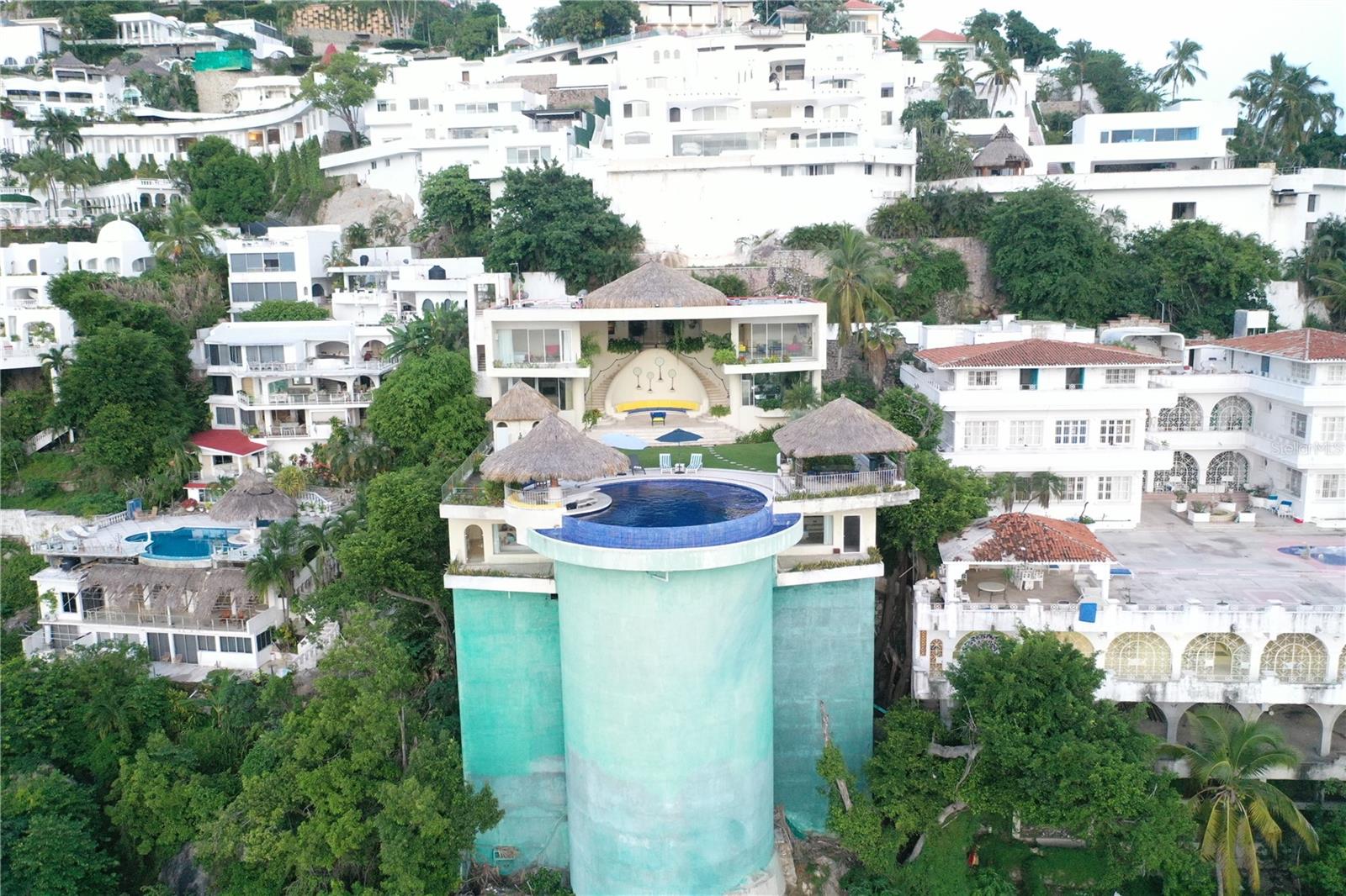 O6329109 Property Photo