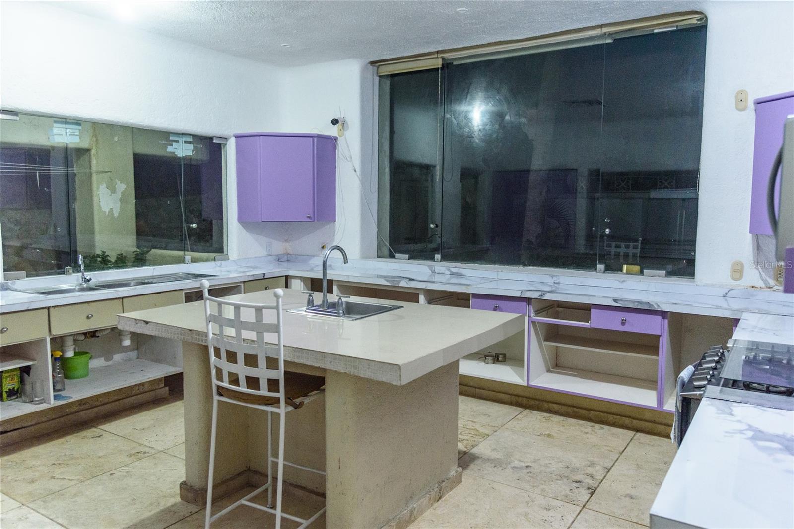 O6329109 Property Photo