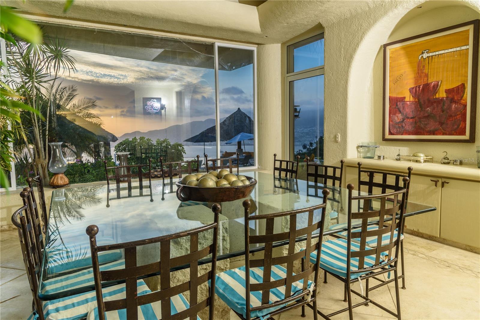 O6329109 Property Photo