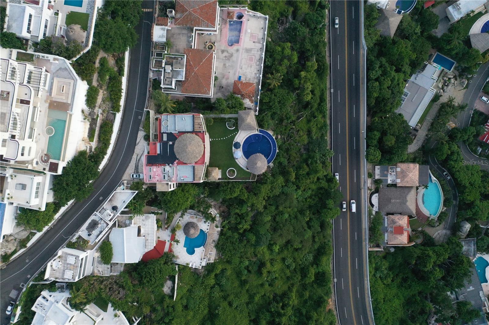 O6329109 Property Photo