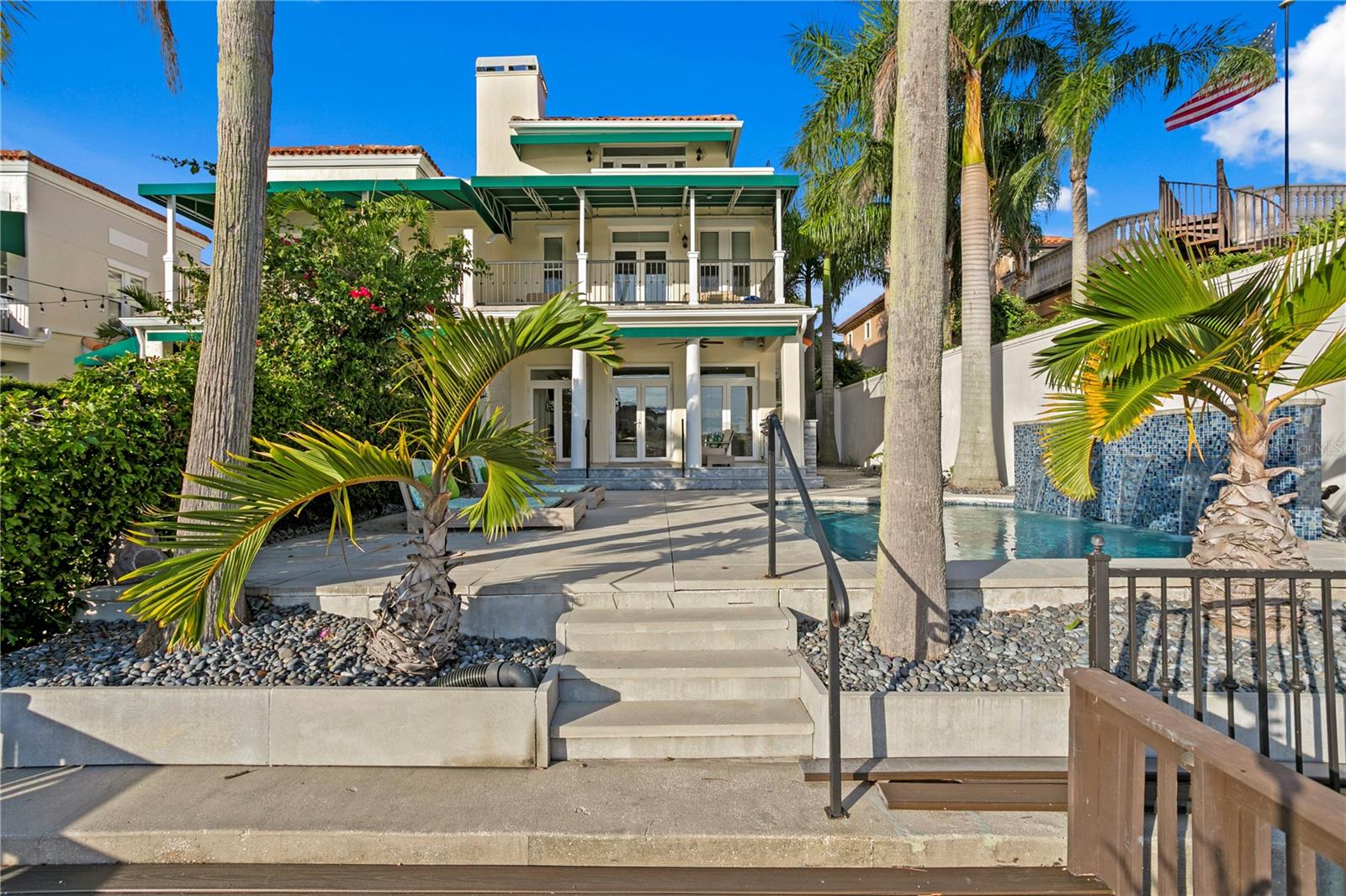 TB8409679 Property Photo