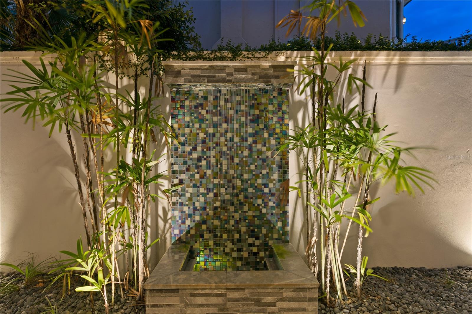 TB8409679 Property Photo