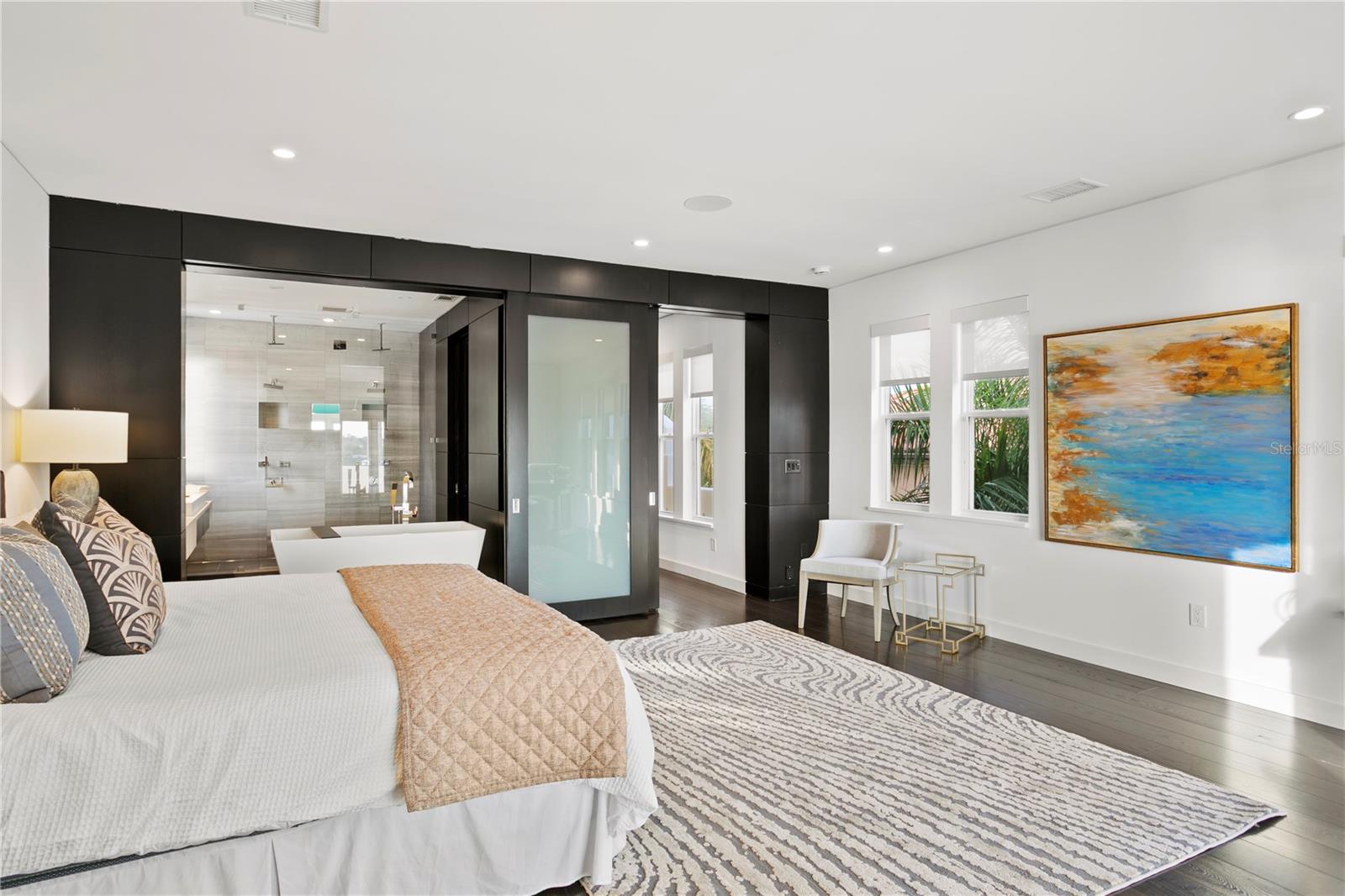 TB8409679 Property Photo