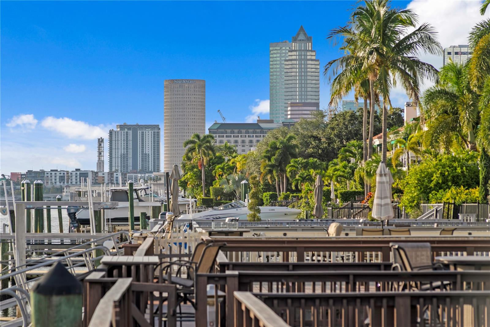 TB8409679 Property Photo