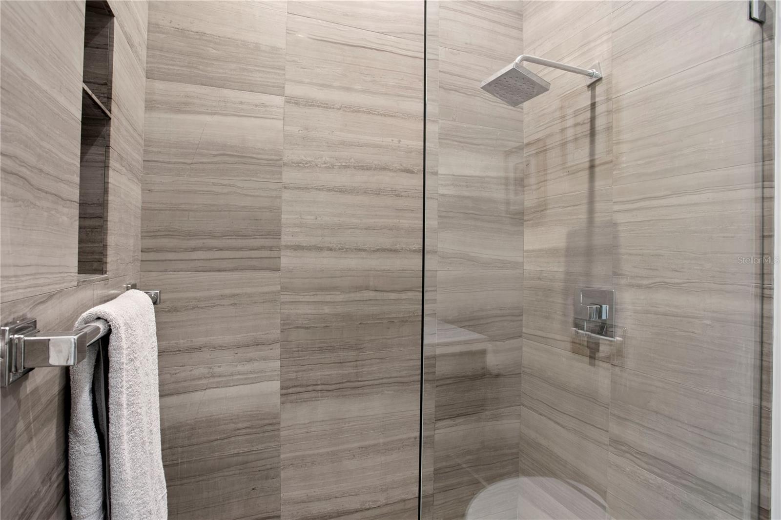 TB8409679 Property Photo