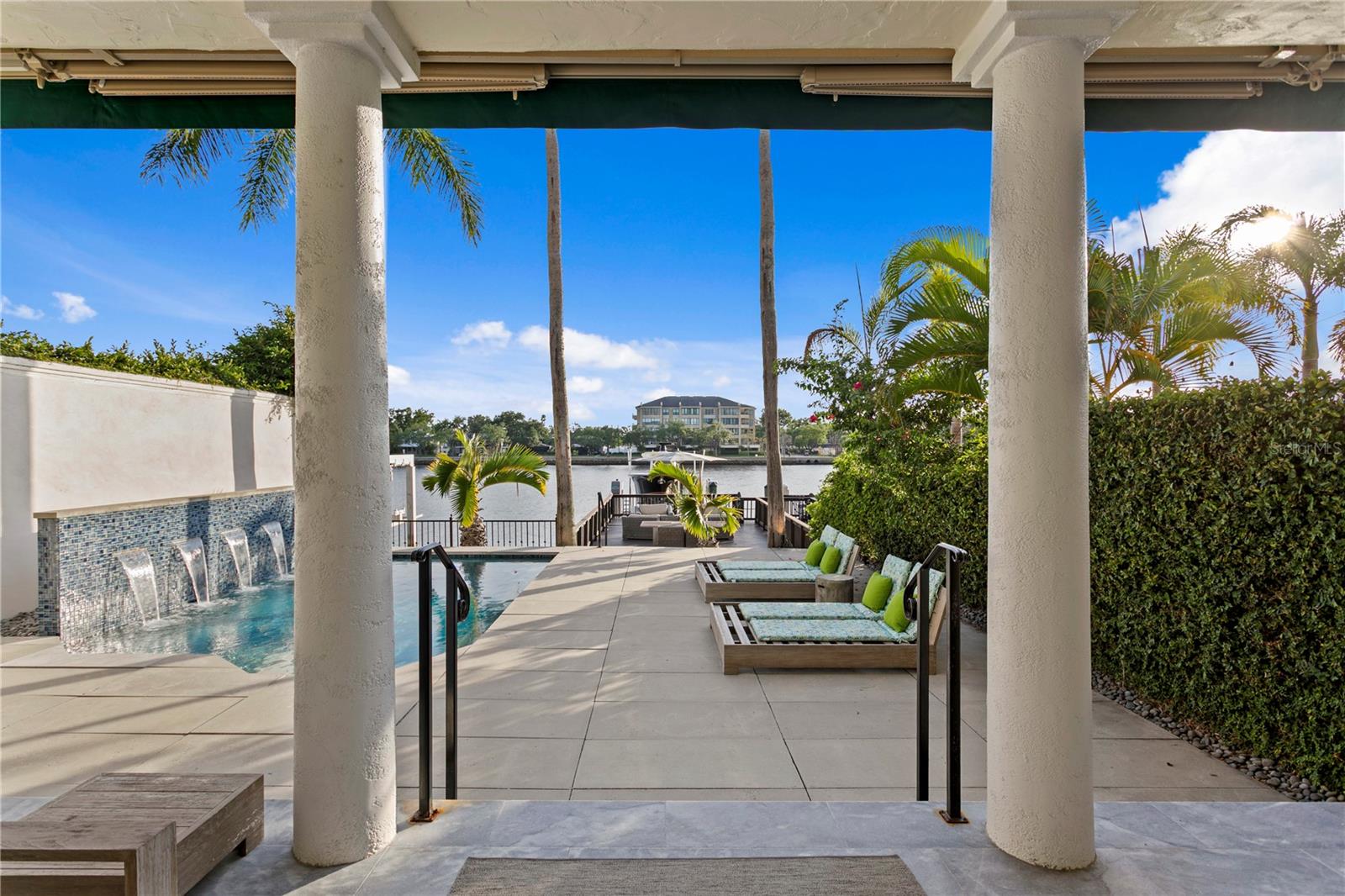 TB8409679 Property Photo