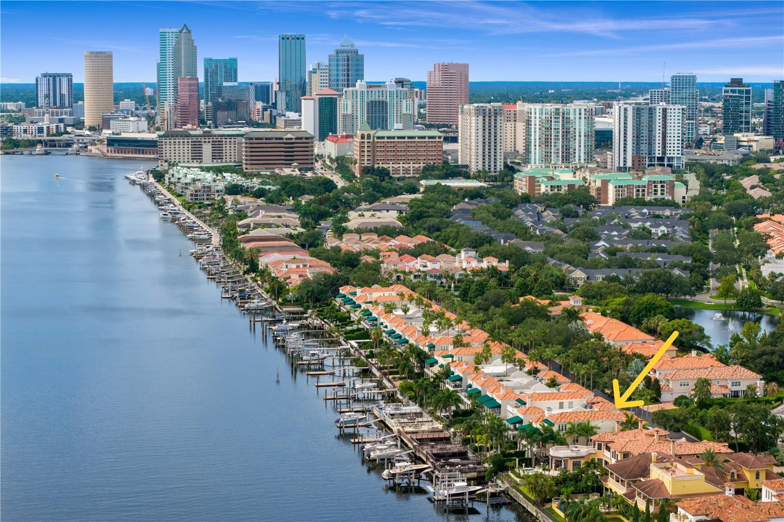 TB8409679 Property Photo