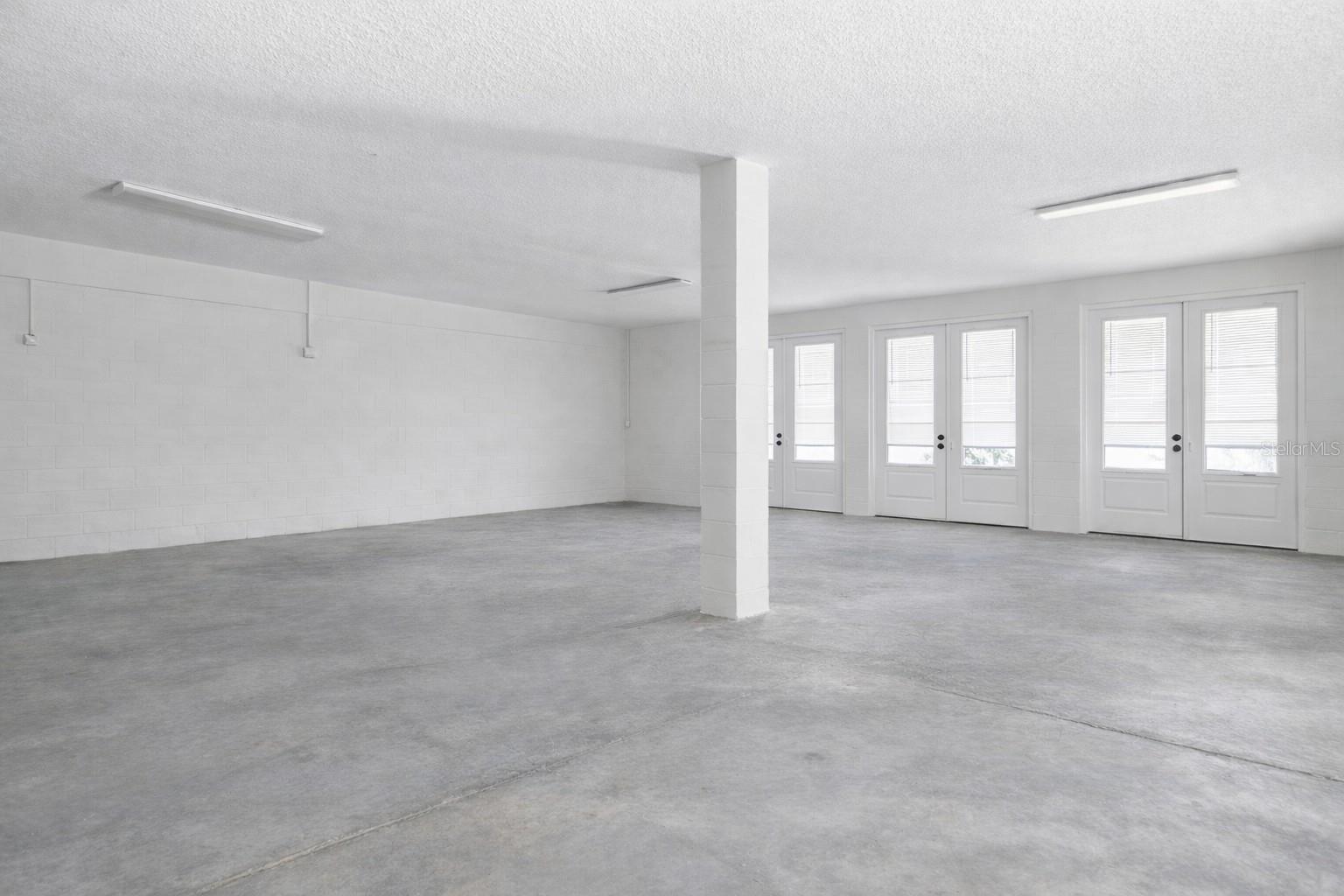 TB8409847 Property Photo