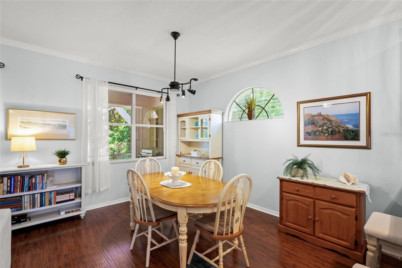 A4659664 Property Photo