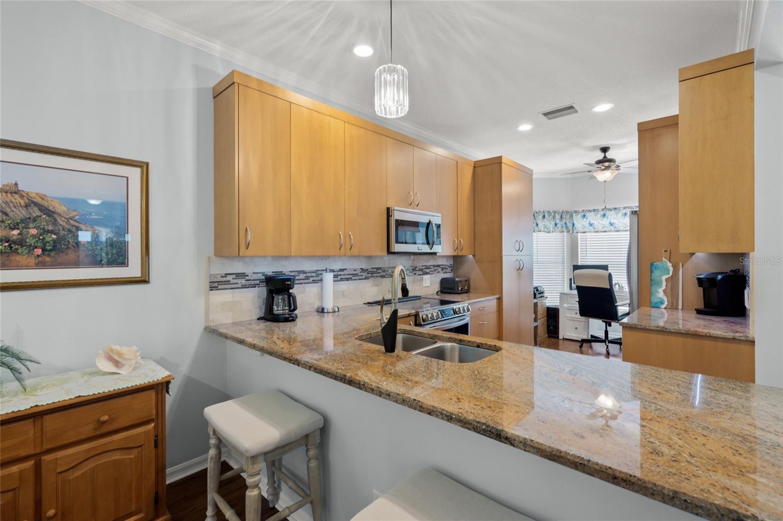 A4659664 Property Photo