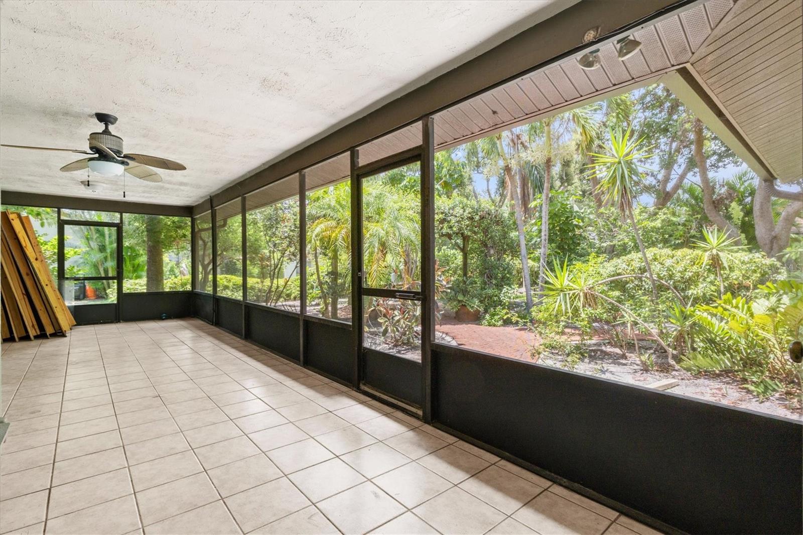 A4659698 Property Photo