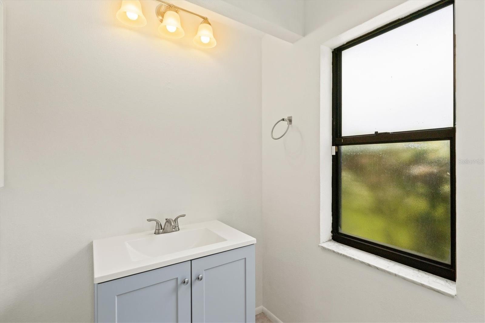 A4659698 Property Photo