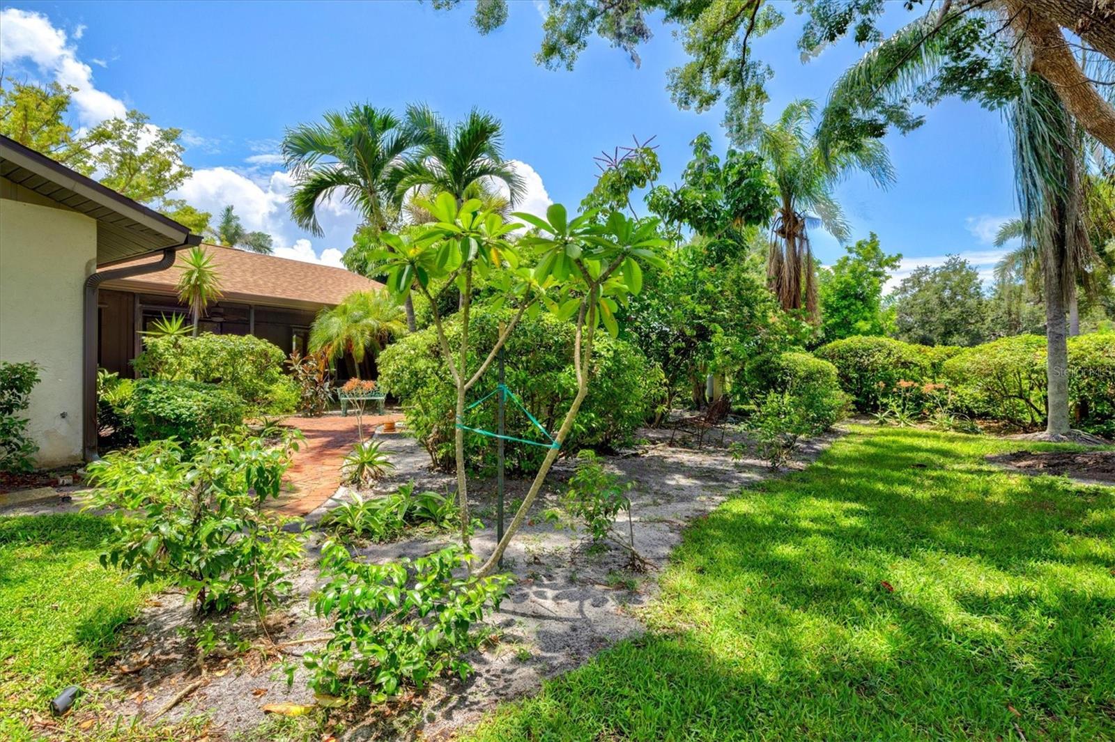 A4659698 Property Photo