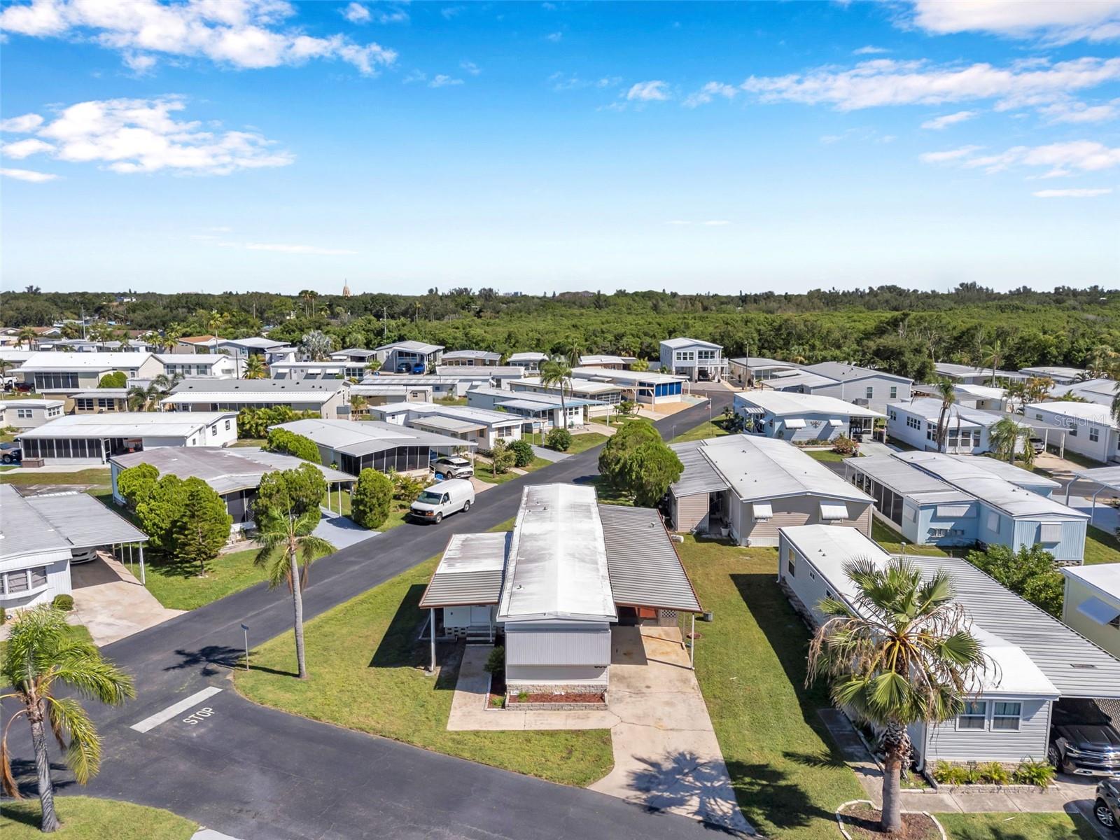 W7877547 Property Photo