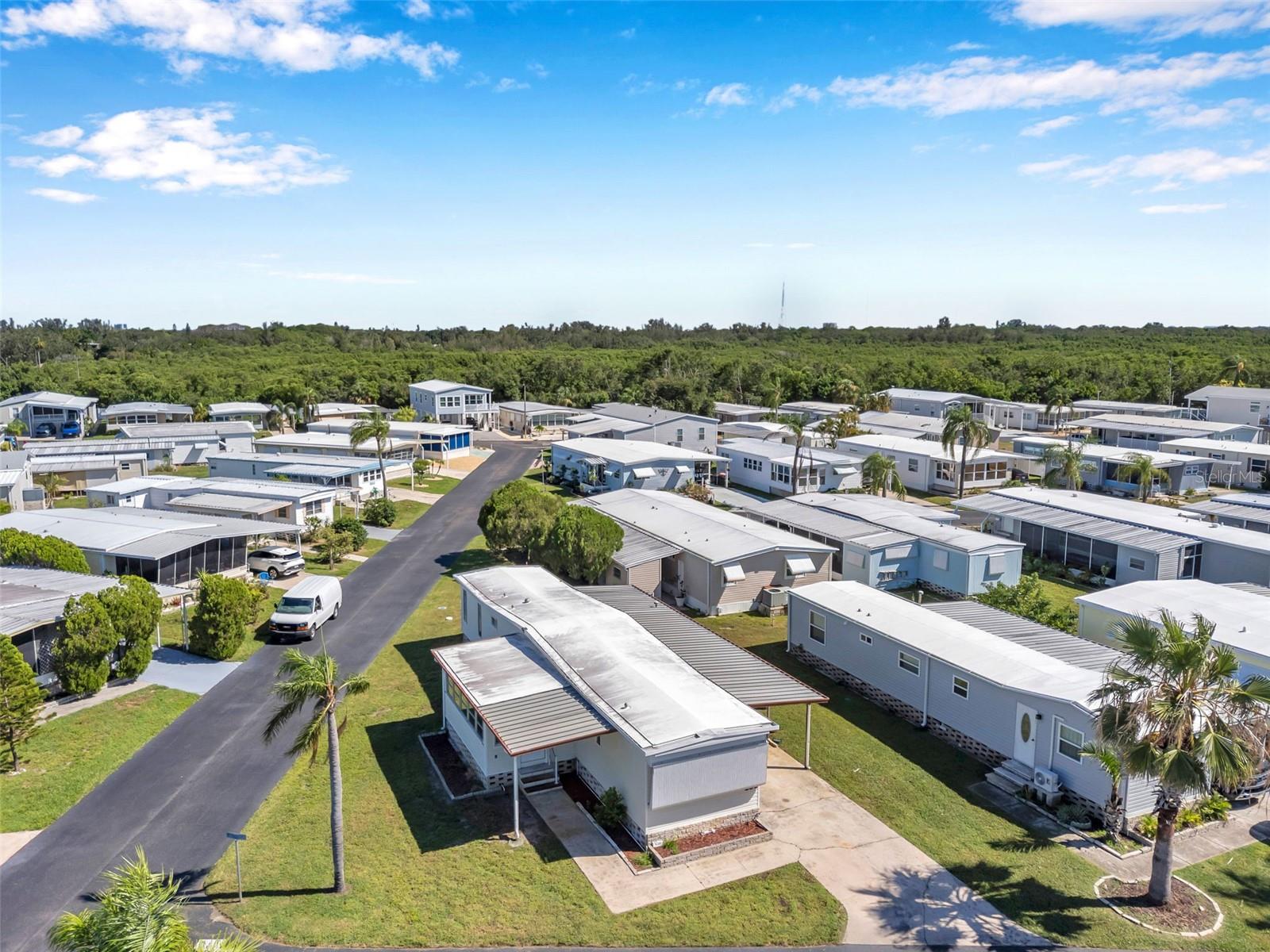 W7877547 Property Photo