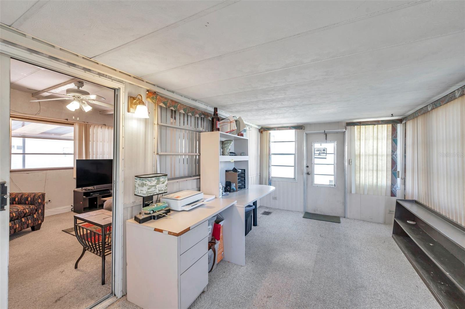 W7877547 Property Photo