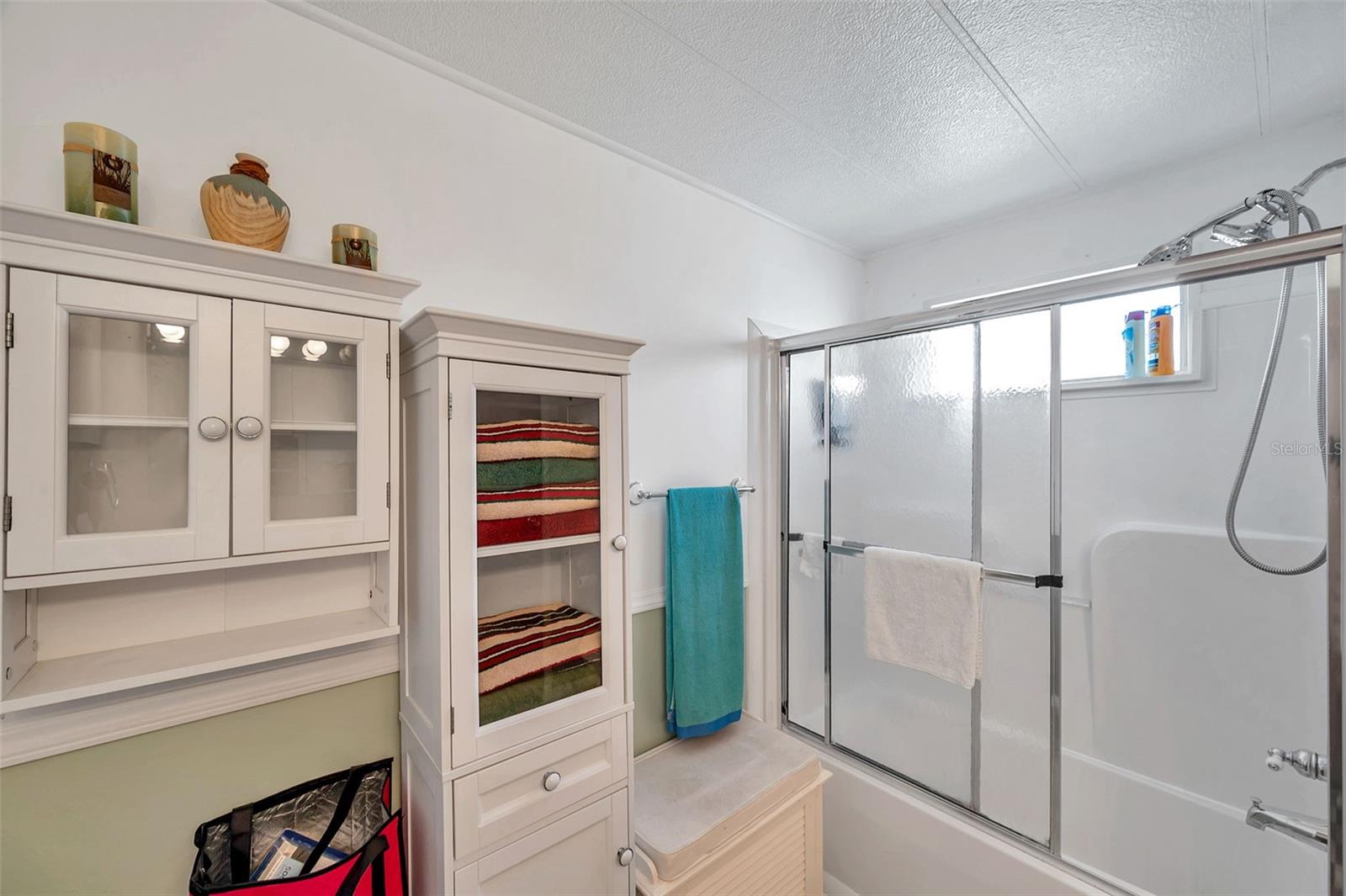 W7877547 Property Photo