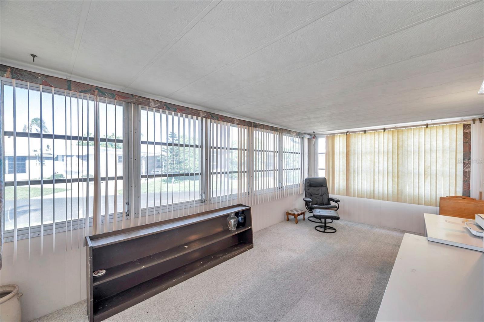 W7877547 Property Photo