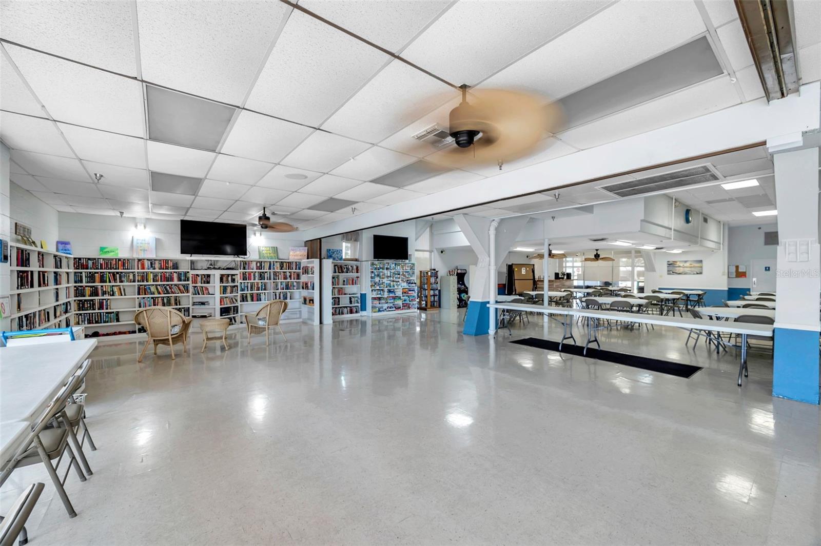 W7877547 Property Photo