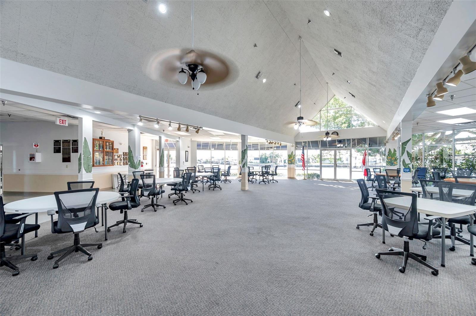 W7877547 Property Photo