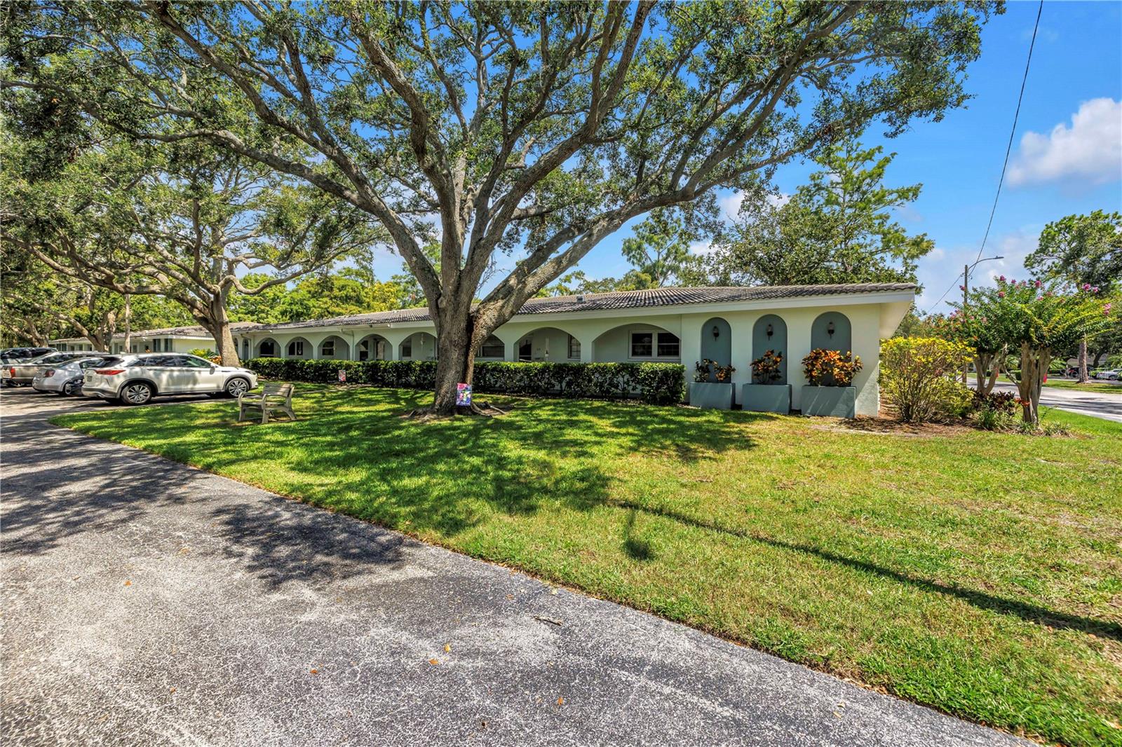 TB8409975 Property Photo