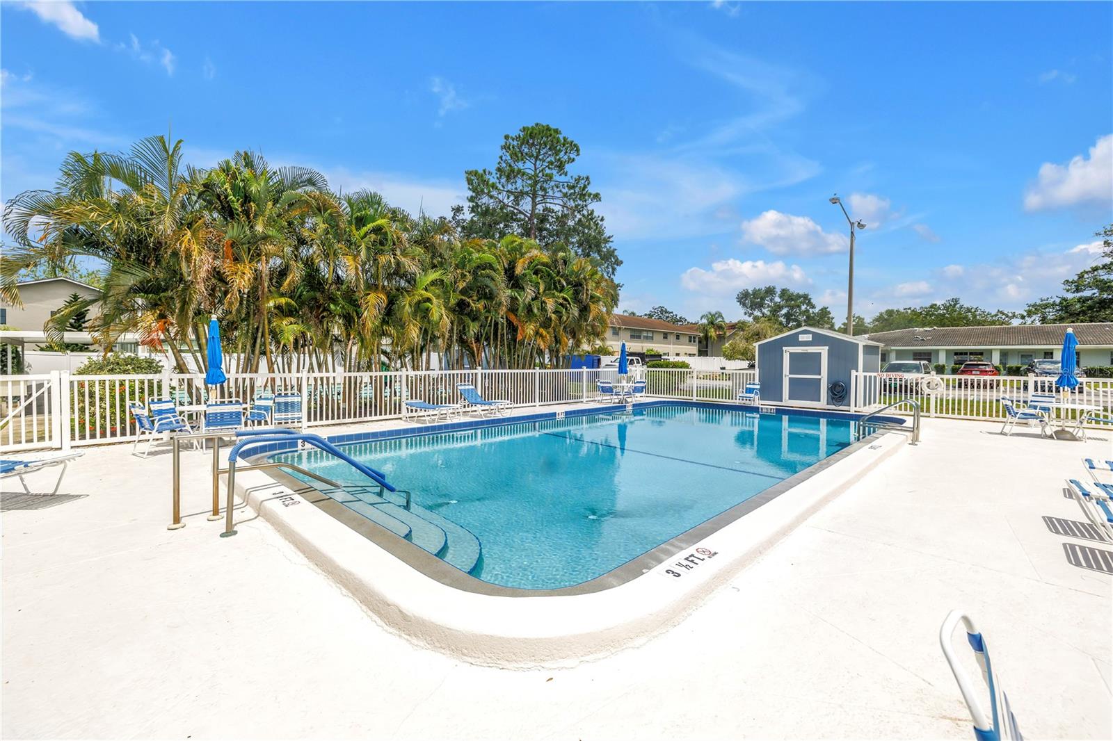 TB8409975 Property Photo