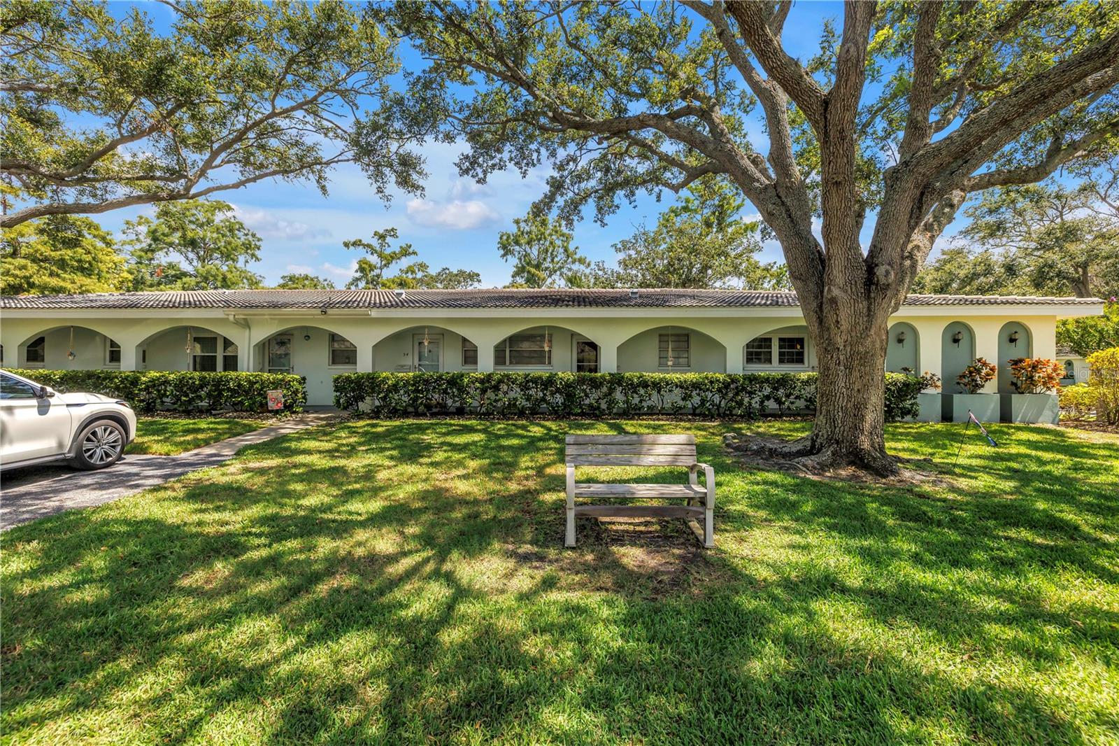 TB8409975 Property Photo