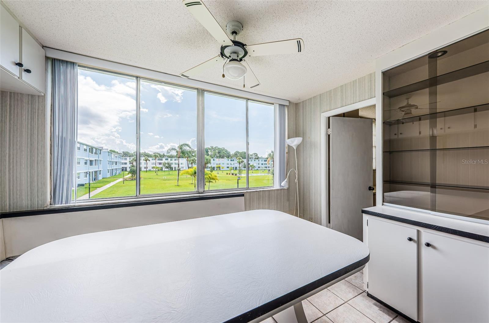 TB8410016 Property Photo